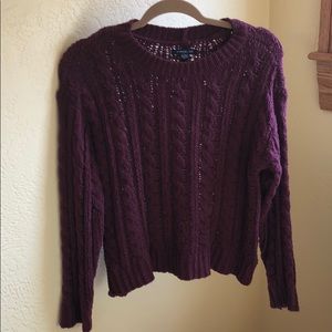 AMERICAN EAGLE maroon sweater
